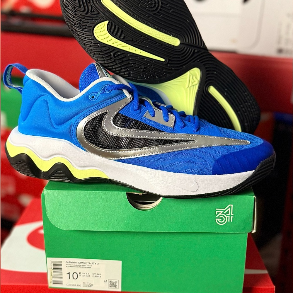 Nike Giannis Immortality 3 photo blue, size 10.5